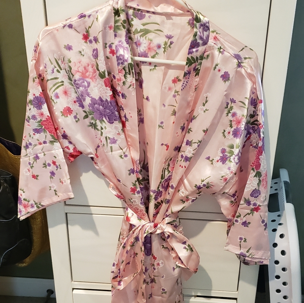 Floral Satin robe